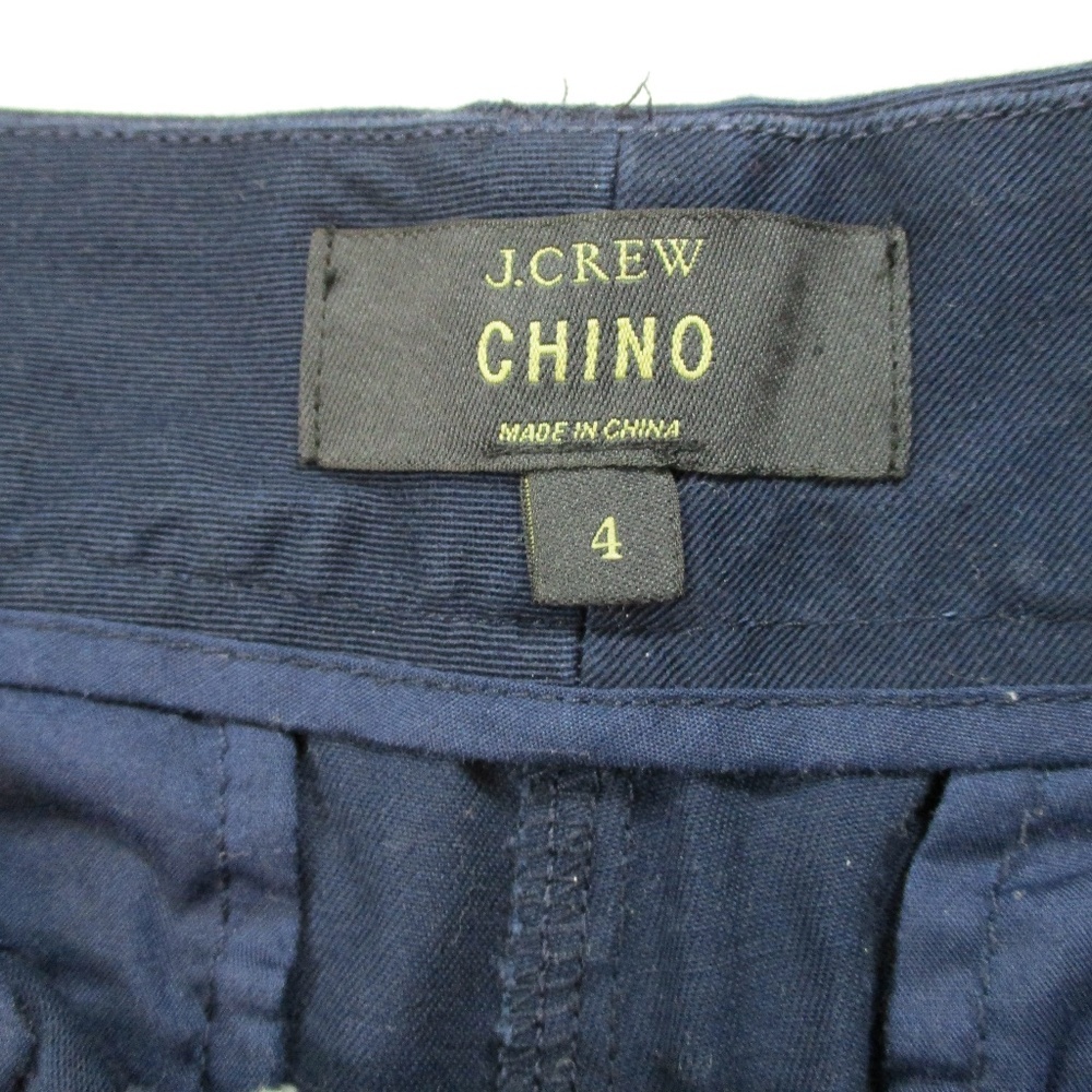 J. CREW Chino Shorts. Size 4 - Picture 5 of 8